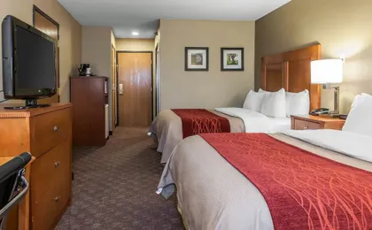 Holiday Inn Express And Suites Napoleon