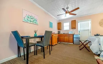 Sequoia Studio with Private Patio