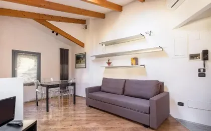 Fondazza 87 - Chez Cristina