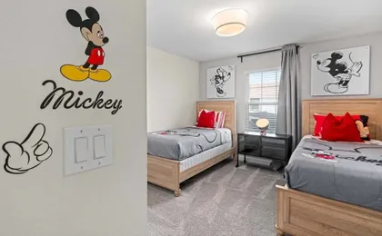 Comfy Townhome 8 Min to Disney!