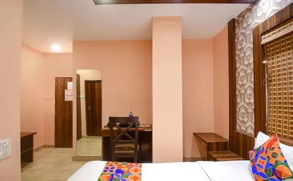 Imperio I by FabHotel