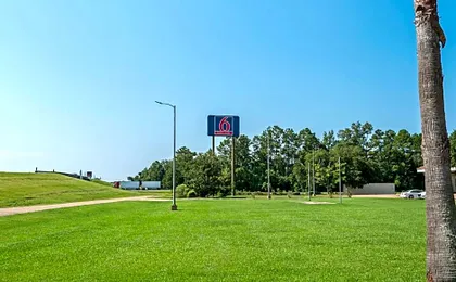 Studio 6 Hammond, LA I12 I55