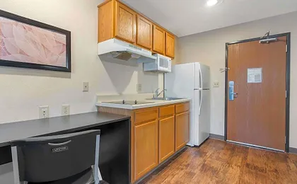 Extended Stay America Select Suites - Orlando - South