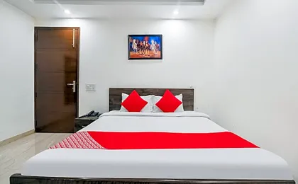Hotel O Premium Rooms Chhatarpur