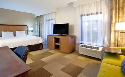 Hampton Inn & Suites Nashville-Smyrna