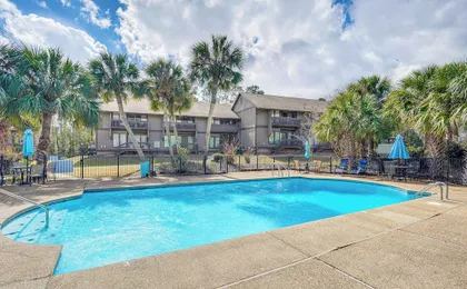 Golfer's Getaway! Modern Diamondhead Condo