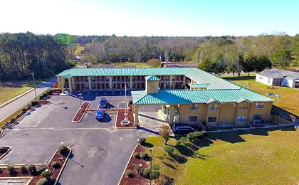 Executive Inn Opp
