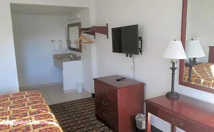 Budget Inn