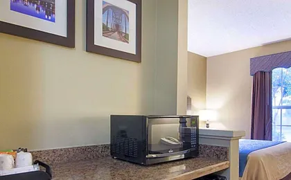 Quality Inn & Suites Little Rock West