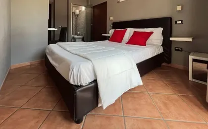 Tiè tiè