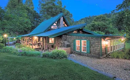 The Davies Family Inn