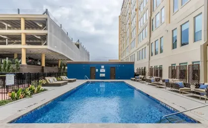 Visit Dallas From A Spacious 2-Bdrm Loft!