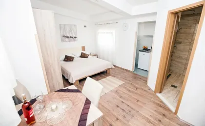 The Garden Rooms & Suites
