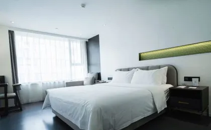 Junkun Hotel(Chengdu Chunxi Road Taikoo Li Store)