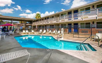 Best Western Shadow Inn