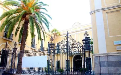 Saavedra Free Parking Cordoba Center