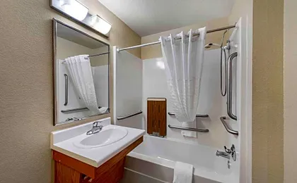Extended Stay America Select Suites - Oklahoma City - Southeast