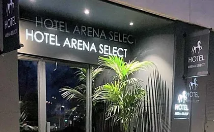 Hotel Arena Select