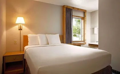 Travelodge by Wyndham Edgemont