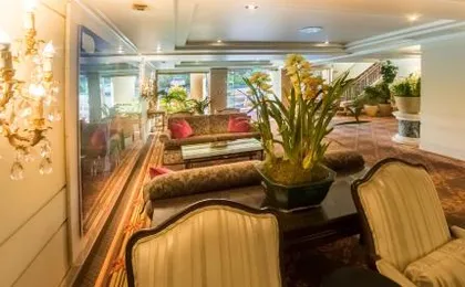 Olyver Hotel