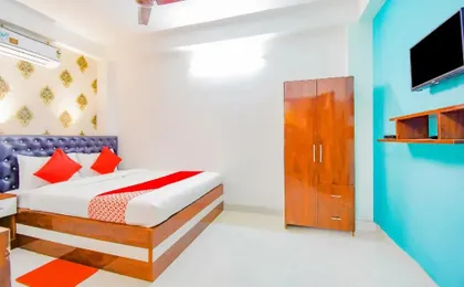 Hotel O Royal Palace