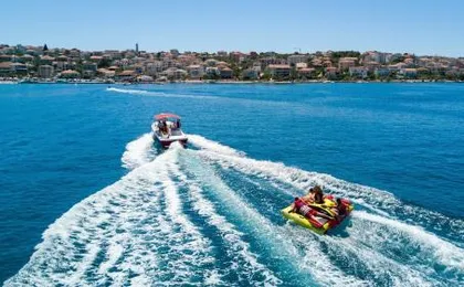Hotel Vagabundo - Newly Renovated, 100m from Beach, Pool & Breakfast