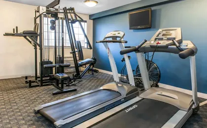 Holiday Inn Express And Suites Napoleon