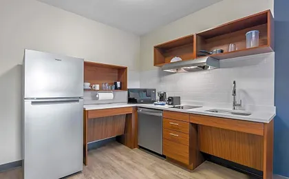 Everhome Suites Panama City Beach - 30A