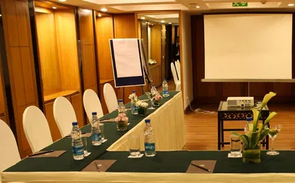 The Hans Hotel New Delhi