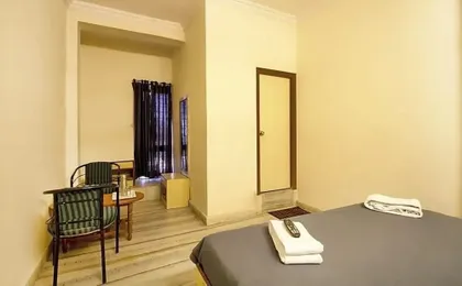 Hotel royal inn