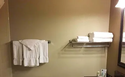 Quality Inn & Suites Escanaba North