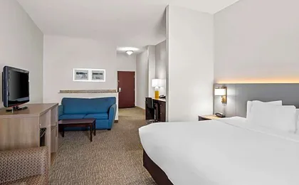 Comfort Suites Waxahachie - Dallas
