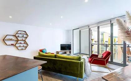 Duplex Two-bed Apartment Near Tower Bridge