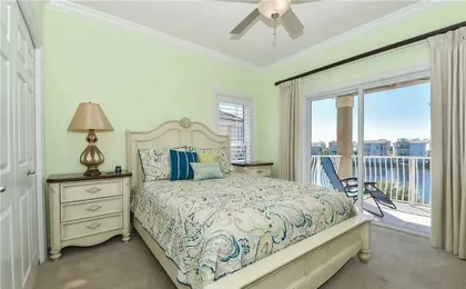 Bella Luna by Compass Resorts