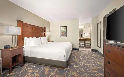 La Quinta Inn & Suites by Wyndham Grants Pass