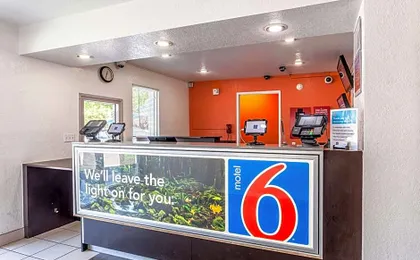 Motel 6 Sacramento, CA - Downtown
