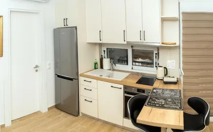 Modern studio Chiou