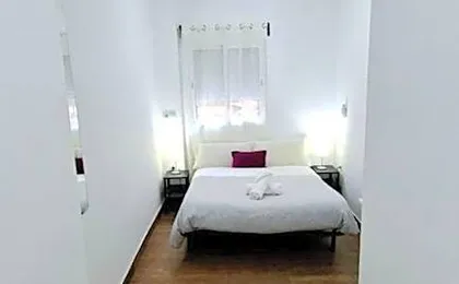 AYZ Javier Cabrini - Auto check-in property