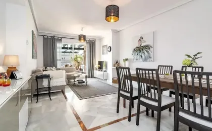 Lcr4 - Large 3-bedroom Apartment Near Beach