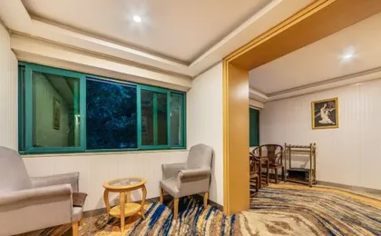 Xiangmei Hotel (Shenzhen Shangbao Road)