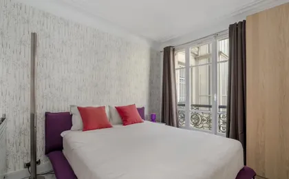 Luxury 4 Bed Residence - Next to Arc de Triomphe
