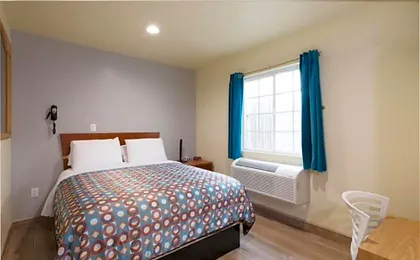 Sands Inn