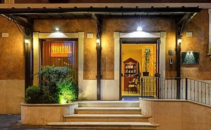 Hotel Tuscolana