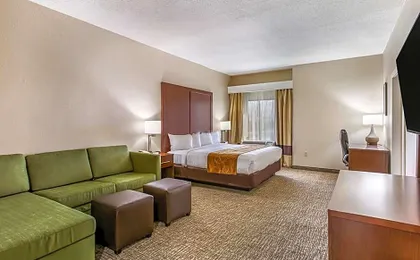 Aspire Hotel and Suites