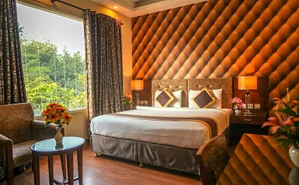 Alpina Hotels & Suites