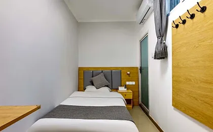 Happy Dragon.Backpackers Hostel