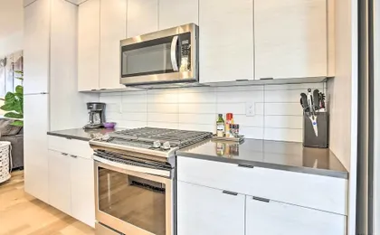 Trendy Denver Townhome - Walk to Mile High Stadium