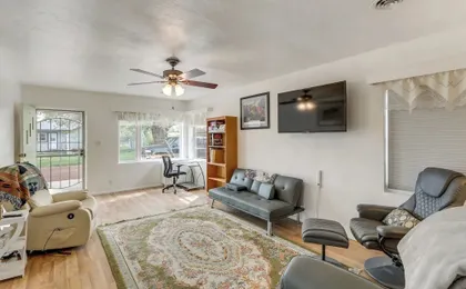 Near Route 66, Family Fun & Lakes! Williams Home