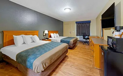 Econo Lodge Pryor