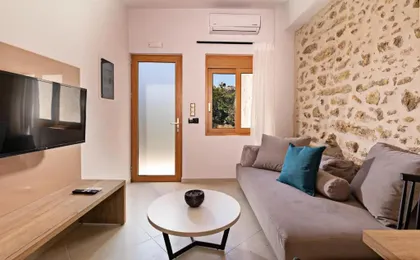 Erotokritos Luxury City Suites